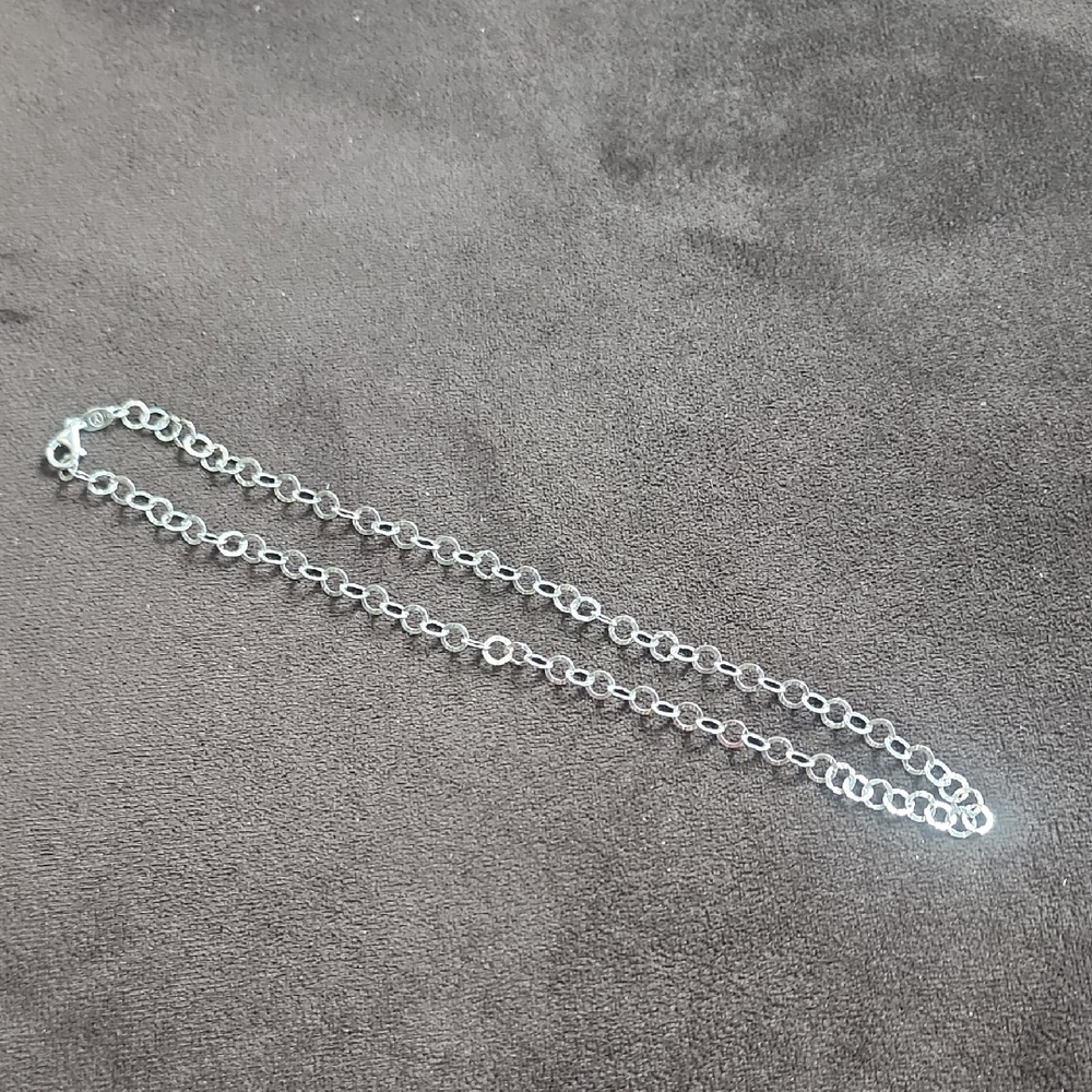 Elegant Chain Necklace